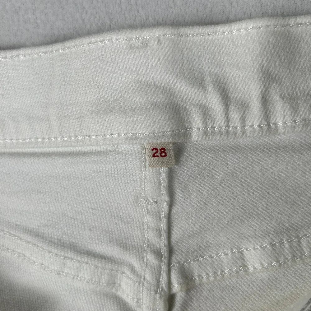 Levi's Bermuda Shorts Womens 28 White Denim Stretch Mid Length Casual Summer 12